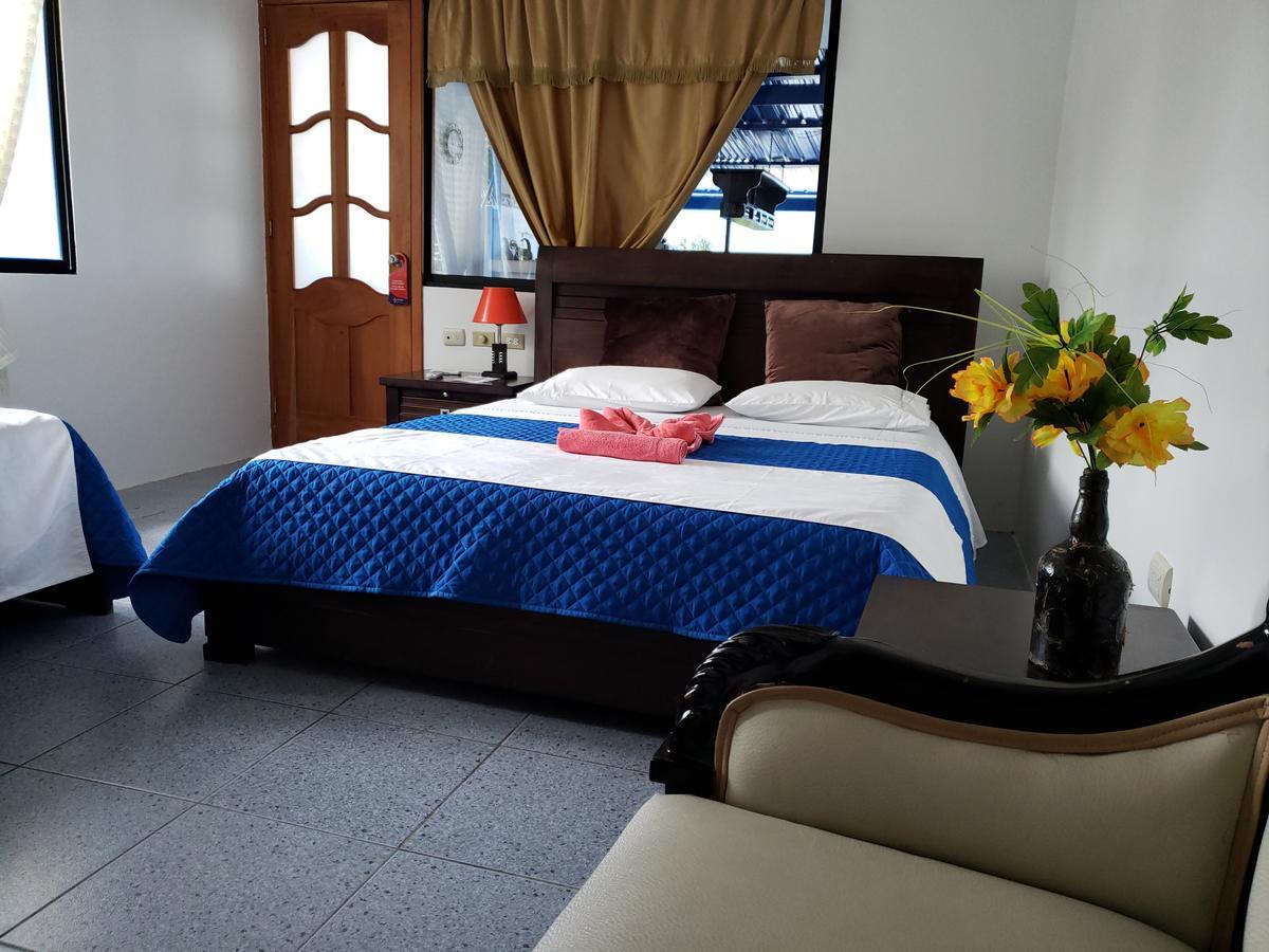 Hostal Cormorant Flightless Puerto Ayora (Galapagos Islands) Εξωτερικό φωτογραφία
